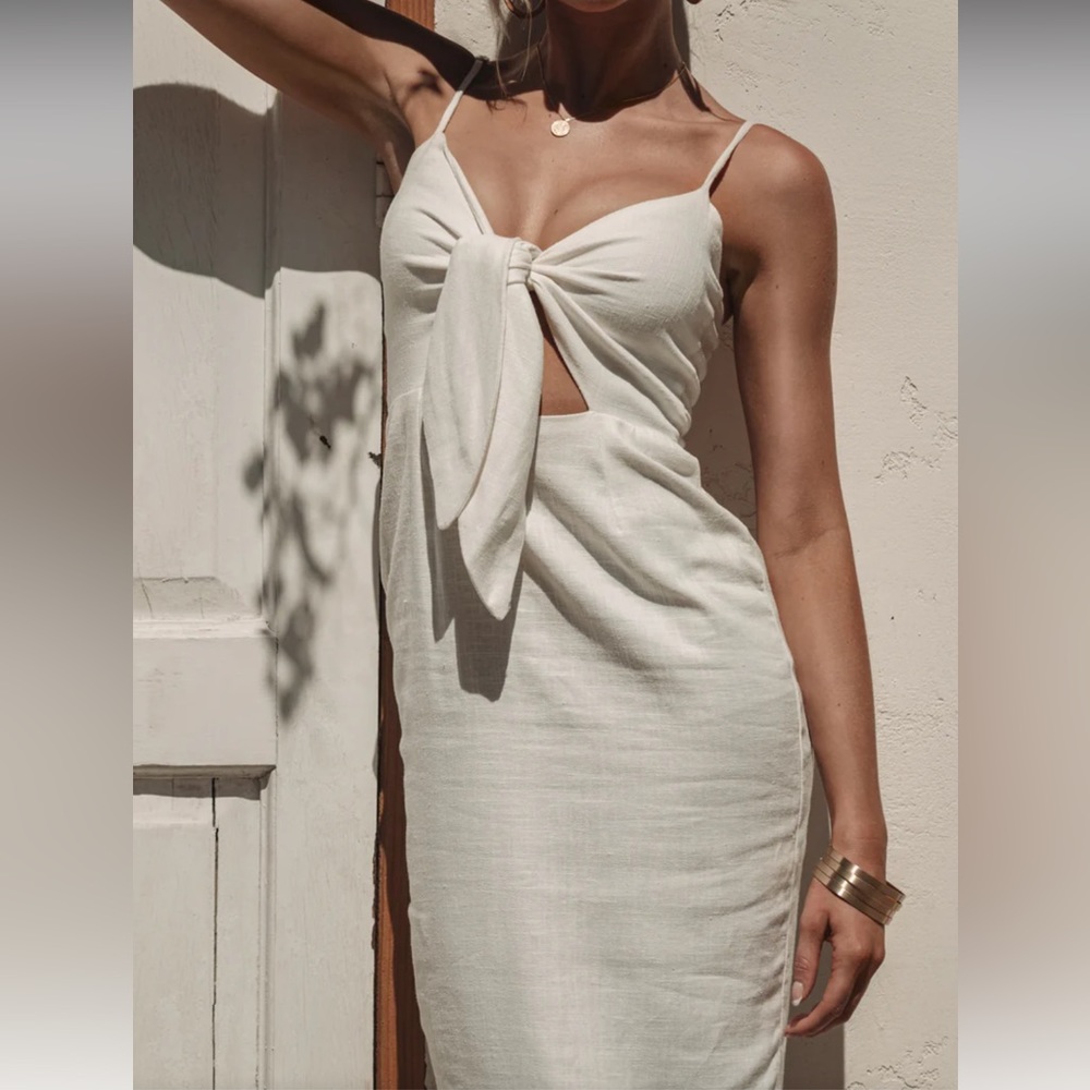 Elegant Linen Sleeveless Dress
